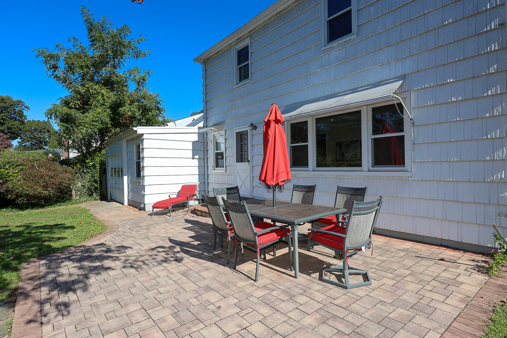 15 Ruth Pl, Glen Head 38 15 Ruth Pl, Glen Head 38