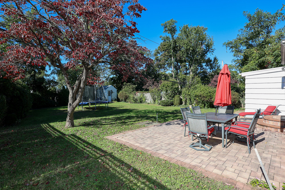 15 Ruth Pl, Glen Head 39 15 Ruth Pl, Glen Head 39